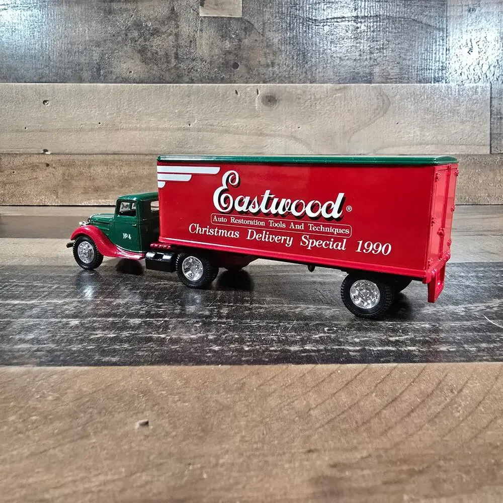 Eastwood ERTL 1937 Ford Christmas Delivery Bank